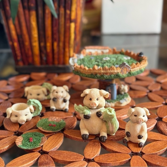 Trippie's Inc Other - New Vintage Pig Tea Set Table Farmhouse Style Farm Miniature Pedestal Stand